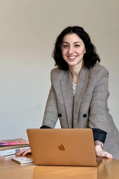 Sara Ulivieri Web Marketing Specialist e Digital Strategist