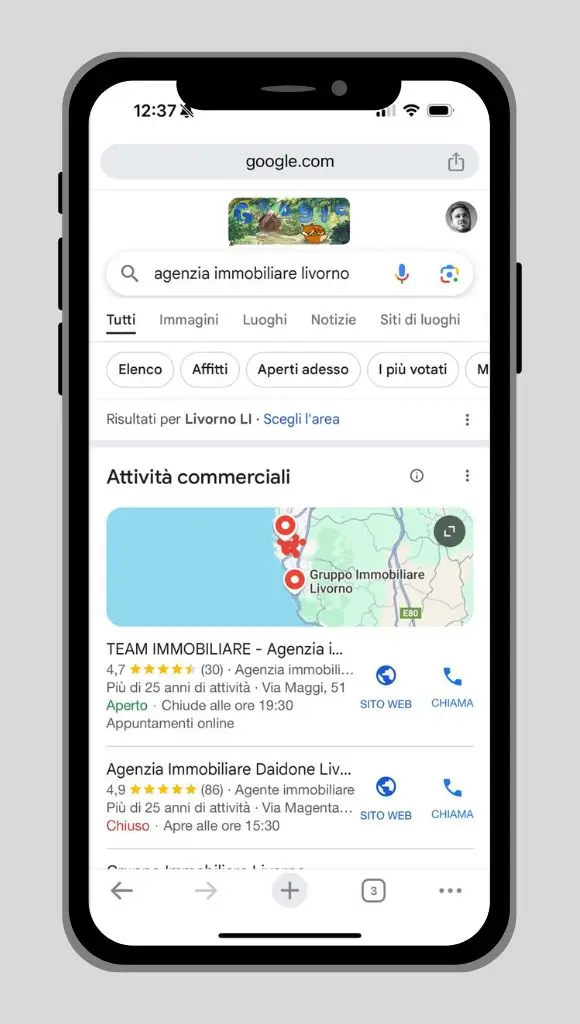 Un esempio di ricerca da mobile su Google di un'agenzia immobiliare a Livorno
